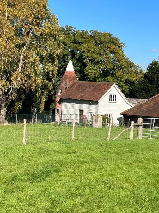 Villa Beautiful 2 Bed Oast - 15 Acre Farm - Tunbridge Wells Exterior foto